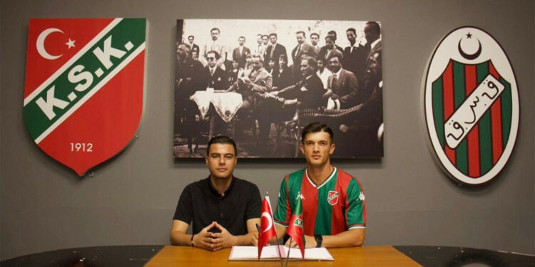 Karşıyaka Bayram Kılıç'ı renklerine bağladı