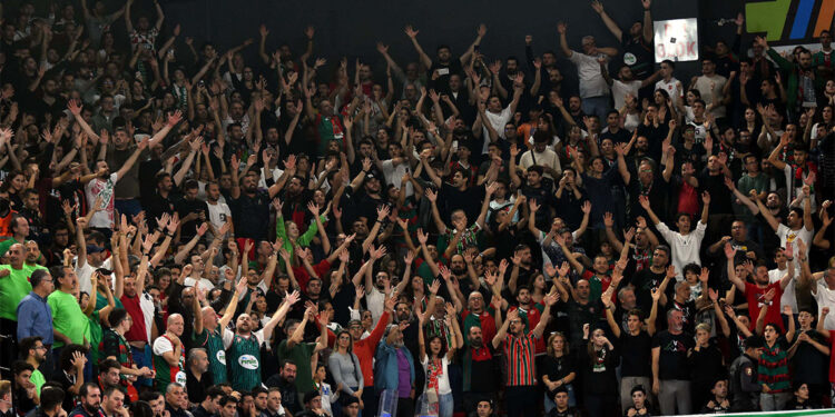 Karşıyaka Spor Kulübü'nde yaşanan belirsizlikler ortadan kalktı