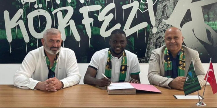 Kocaelispor, Luis Da Silva Cafumana'yı satın alma opsiyonuyla kiraladı