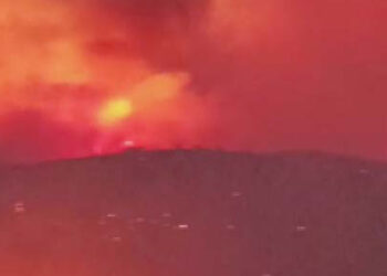 Konya'daki yangın Isparta'nın Şarkikaraağaç ilçesi sınırına yaklaştı