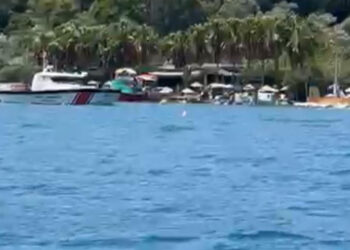 Kürek sörfü yaparken suya düşen Turgay Tarakçı aranıyor