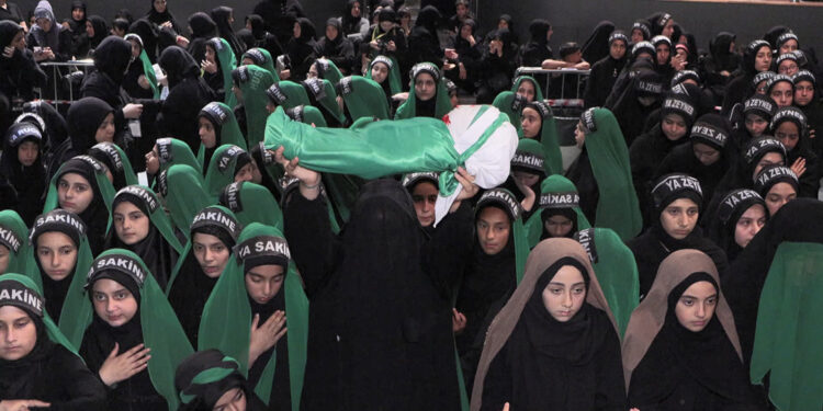 Küçükçekmece'de 'Evrensel Aşura Matem Merasimi'