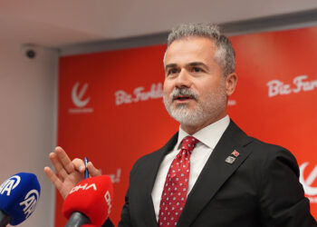 Leman dergisi saldırısını kınıyor ve lanetliyoruz