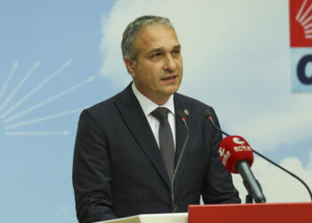 MEB'de ihale krizi; 200 milyon kitap ihalesi kime verildi?
