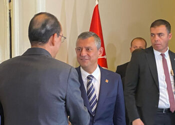MİT Başkanı İbrahim Kalın Özgür Özel'i ziyaret etti