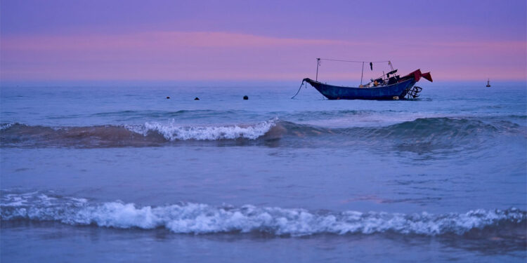 Nijerya'da yolcu teknesi battı