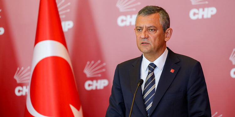 Orman yangınlarıyla etkin mücadeleden tasarruf ediyorlar