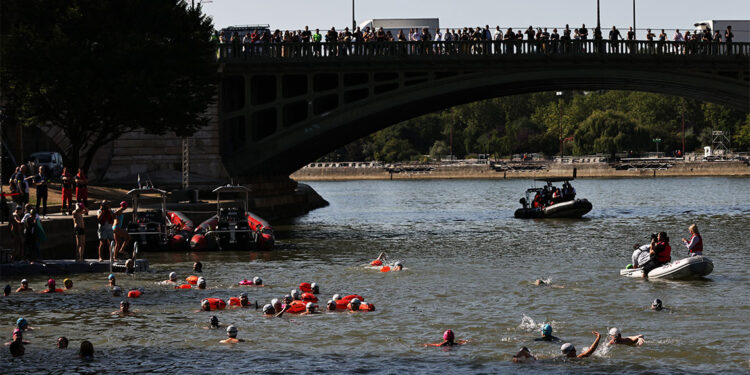 Paris'teki Seine Nehri halkın kullanımına açıldı