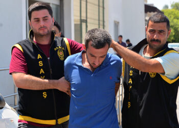 Para vermediği için annesini öldüren şüpheli tutuklandı