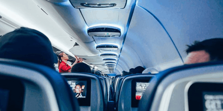 Powerbank koltuk arasına düştü, uçak İstanbul’a geri döndü