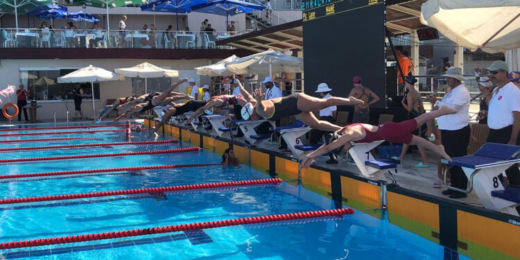 Prens Adaları’nda Yüzme Şöleni, Anabilim’in şampiyonluğu ile sona erdi 