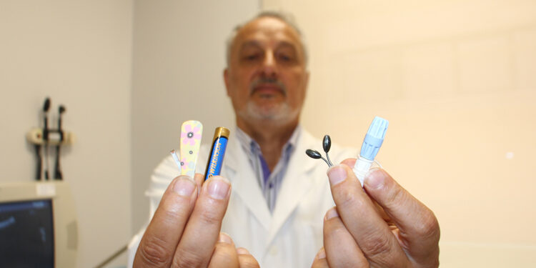 Profesörün, 'yanlışlıkla yutulanlar' koleksiyonu 