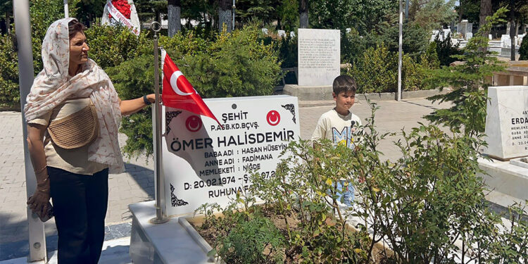 Ömer Halisdemir şehadetinin 9'uncu yıl dönümünde anılıyor