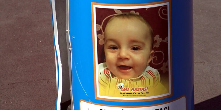 SMA'lı Muhammed'in tedavisi için toplanan para çalındı