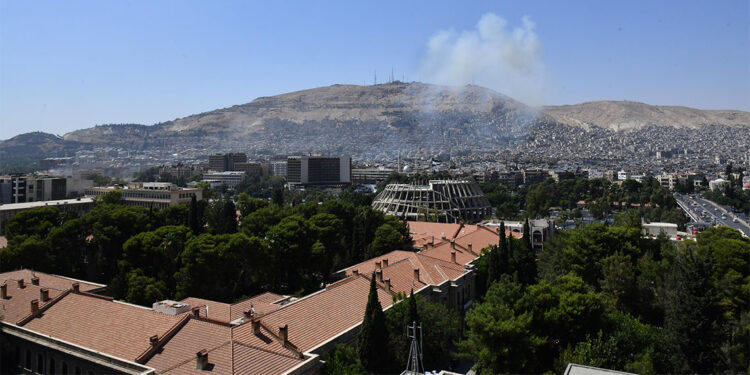 Suriye ordusu, Süveyda kentindeki güçlerini çekiyor