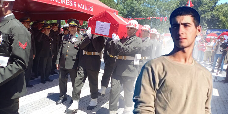 Şehit Ahmet Kuşak, Balıkesir'de son yolculuğuna uğurlandı