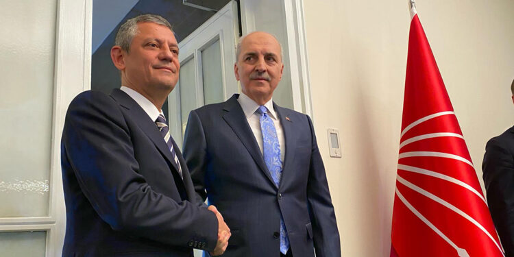 TBMM Başkanı Kurtulmuş, Özel'i ziyaret etti