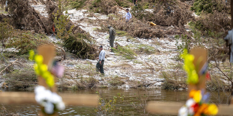 Texas'taki selde 132 kişi hayatını kaybetti