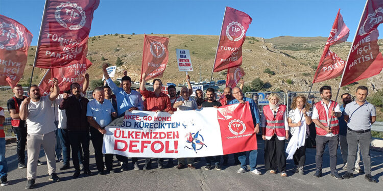 TİP üyelerinden Kürecik Radar Üssü'ne yürüyüş