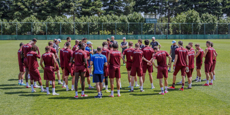 Trabzonspor'un 2025-2026 sezonu kamp kadrosu belli oldu