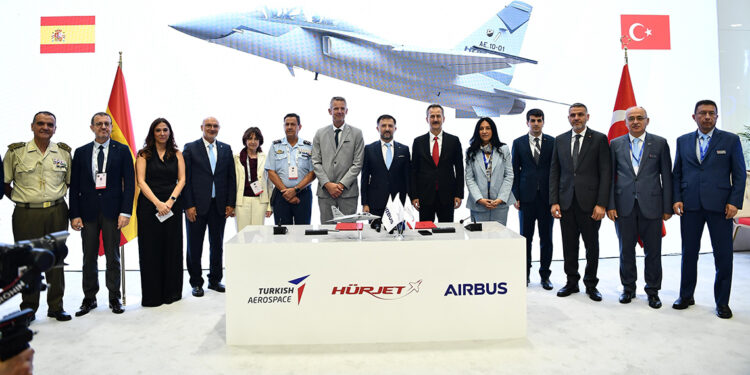 TUSAŞ ile AIRBUS İspanya arasında HÜRJET iş birliği sözleşmesi imzalandı