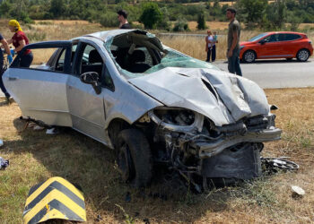 Takla atan otomobildeki 7 yaşındaki Azra öldü, ailesi yaralı