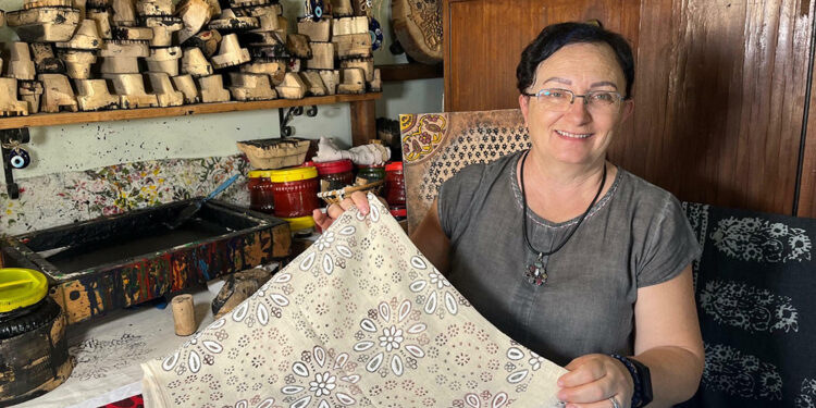 Tokat'ın yöresel sanatı 'yazmacılık' İzmir'de yaygınlaştırılıyor