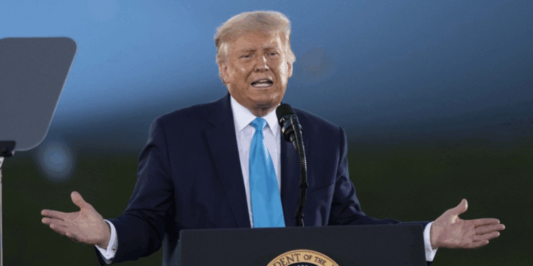 Trump, Brezilya'ya yüzde 50 gümrük vergisi uygulayacağını duyurdu