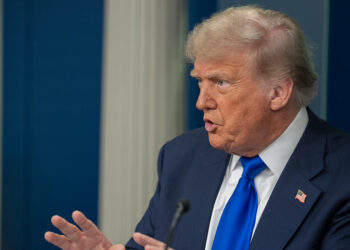 Trump, Kanada'ya yüzde 35 tarife uygulanacağını duyurdu