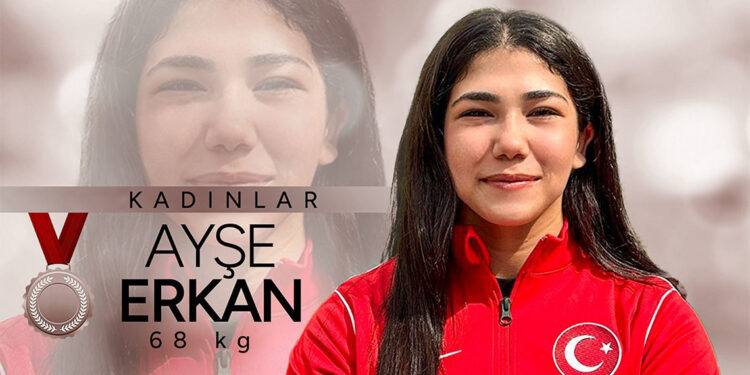 Ayşe Erkan Avrupa üçüncüsü oldu