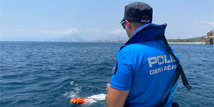 Uzaktan kumandalı elektronik can simitleri hayat kurtarıyor