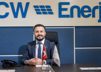 CW Enerji güneş enerji santralleri ile firmaların çözüm ortağı olmaya devam ediyor