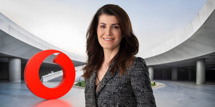 Vodafone Busıness yeni dijital platformu Red Konsol’u devreye aldı