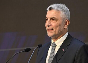 Yıllık ihracatta 267 milyar dolarla Cumhuriyet tarihi rekoru kırıldı