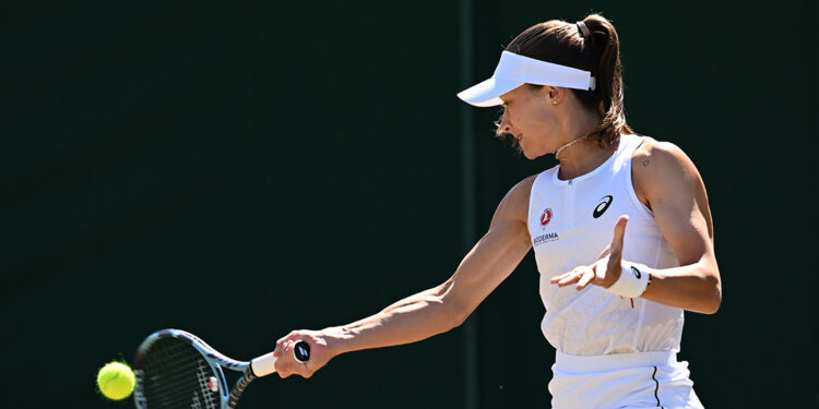 Zeynep Sönmez tarihe geçti