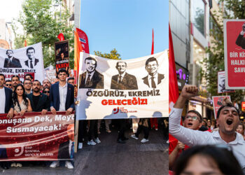 CHP Gençlik Kolları'ndan Kartal'da Özgürlük Korteji