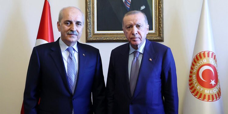 Cumhurbaşkanı Erdoğan Numan Kurtulmuş ile Meclis'te bir araya geldi!