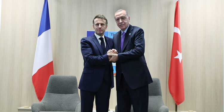 Macron, Erdoğan ile Gazze'deki durum hakkında görüştü