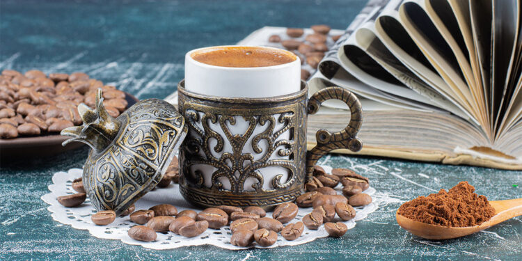 "Falaaddin" ve "Binnaz" fal uygulamalarının sahibine gözaltı