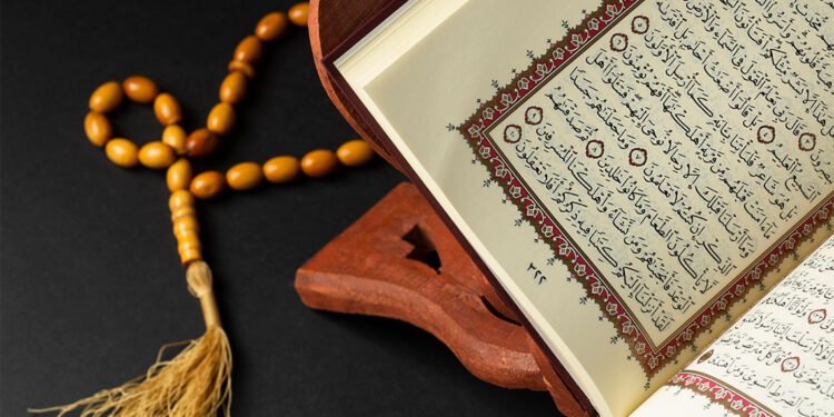 Yapay zeka gözünden kutsal metinler: Kur'an'ın eşsiz konumu