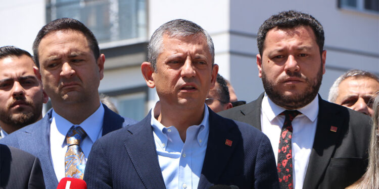 Esas sanık olması gereken kişiler bugün hakim karşısında değil