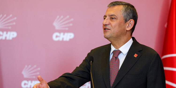 Muhittin Böcek bomboş bir dosyadan tutuklandı