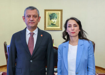 Özgür Özel Tülay Hatimoğulları ile bir araya geldi!