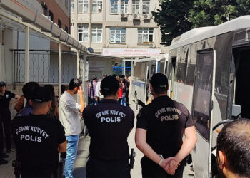 Saraçhane'de gözaltına alınan 34 şüpheli adliyeye sevk edildi