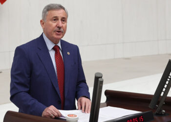 Ücretli doğum izni 1 yıla çıkacak mı? Bakanlar neden sessiz?
