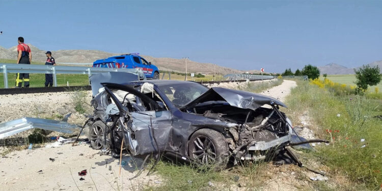 Her gün ortalama 6 kişi 'kaza yerinde' ölüyor