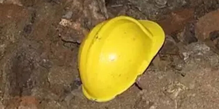 Uşak'ta hazır beton şantiyesinde toprak kayması: 2 ölü, 2 yaralı