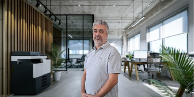 Çevrim içi risklere karşı çocuklara rehberlik edilmesi gerekiyor