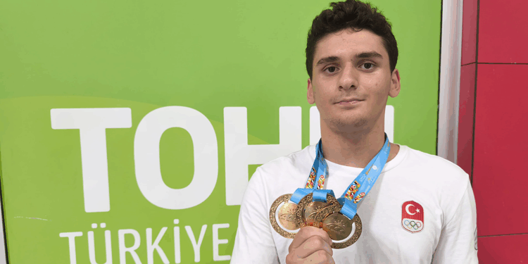 15 yaşında 46 Türkiye rekoru kırdı