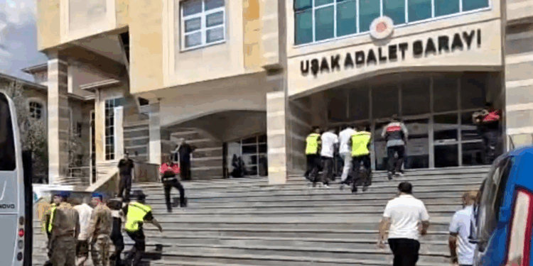 16 ilde 'Yasa dışı bahis ve nitelikli dolandırıcılık' operasyonu: 29 tutuklama